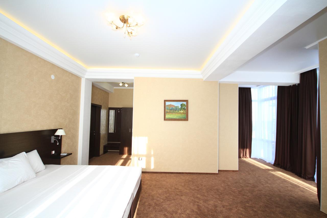טסנדריפש Hotel Bereg Evkaliptov מראה חיצוני תמונה