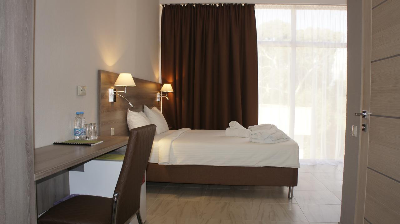 טסנדריפש Hotel Bereg Evkaliptov מראה חיצוני תמונה