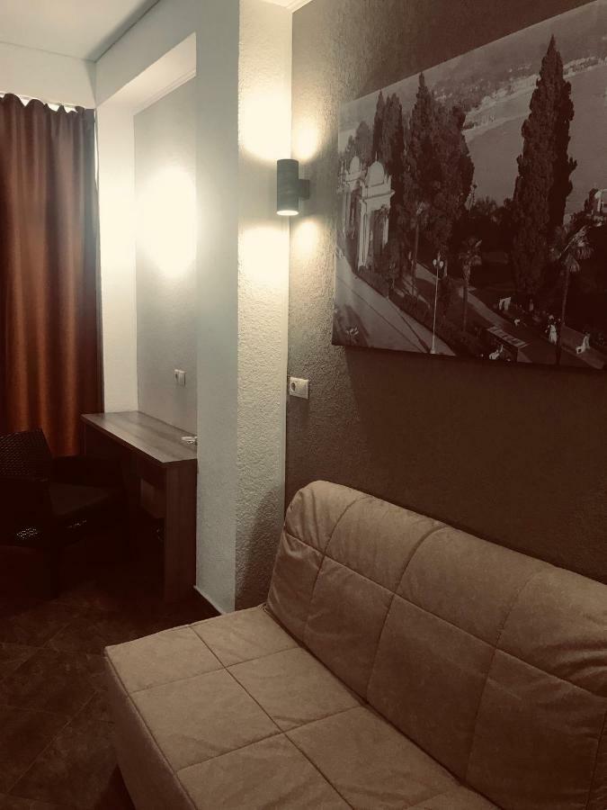 טסנדריפש Hotel Bereg Evkaliptov מראה חיצוני תמונה